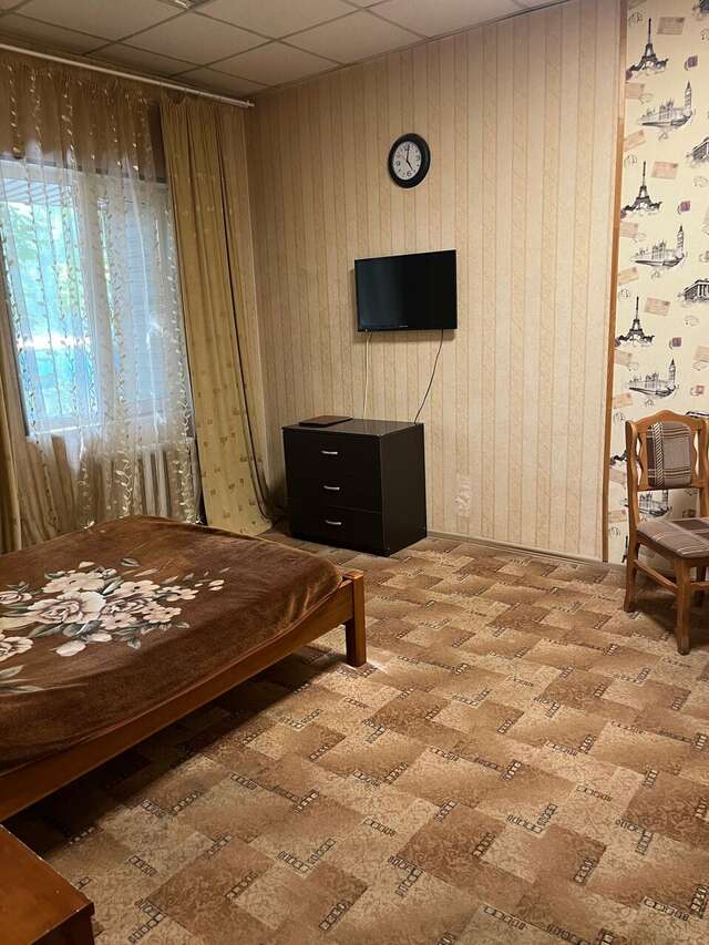 Гостиница Кировский Новосибирск-82